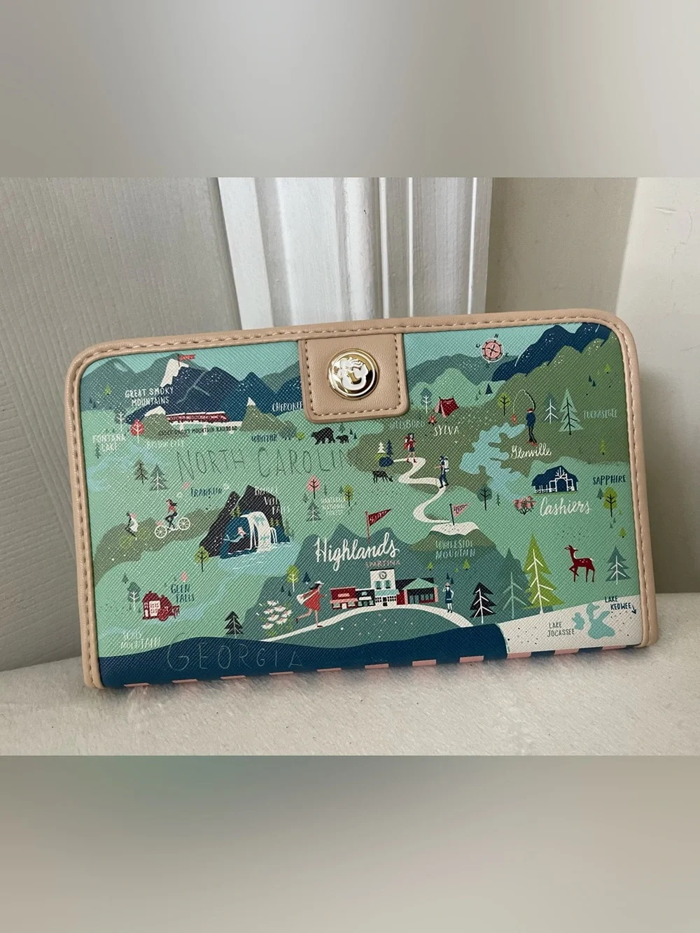 Spartina 449 Green and Tan Illustrated Map Zip Wallet